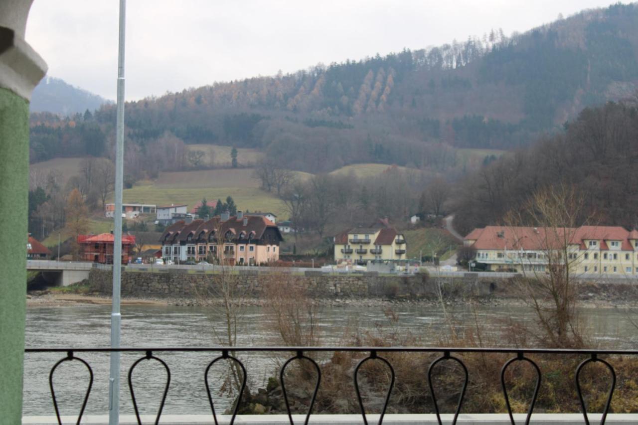 Appartement Haus-Donau In Der Wachau à Aggsbach Extérieur photo
