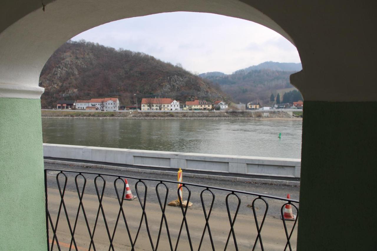 Appartement Haus-Donau In Der Wachau à Aggsbach Extérieur photo